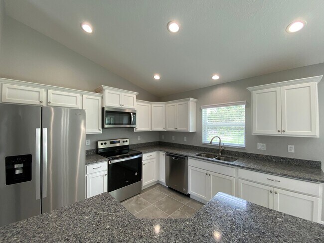Building Photo - 14780 SW 27 Ct Rd