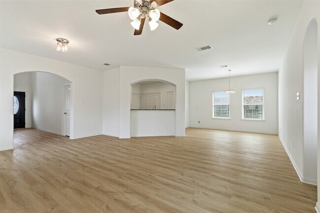 Building Photo - 12339 Ridgecrest Dr