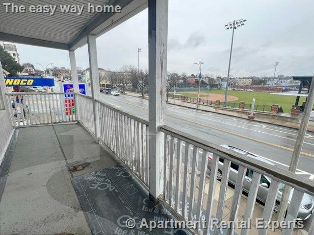 Building Photo - 543 Broadway