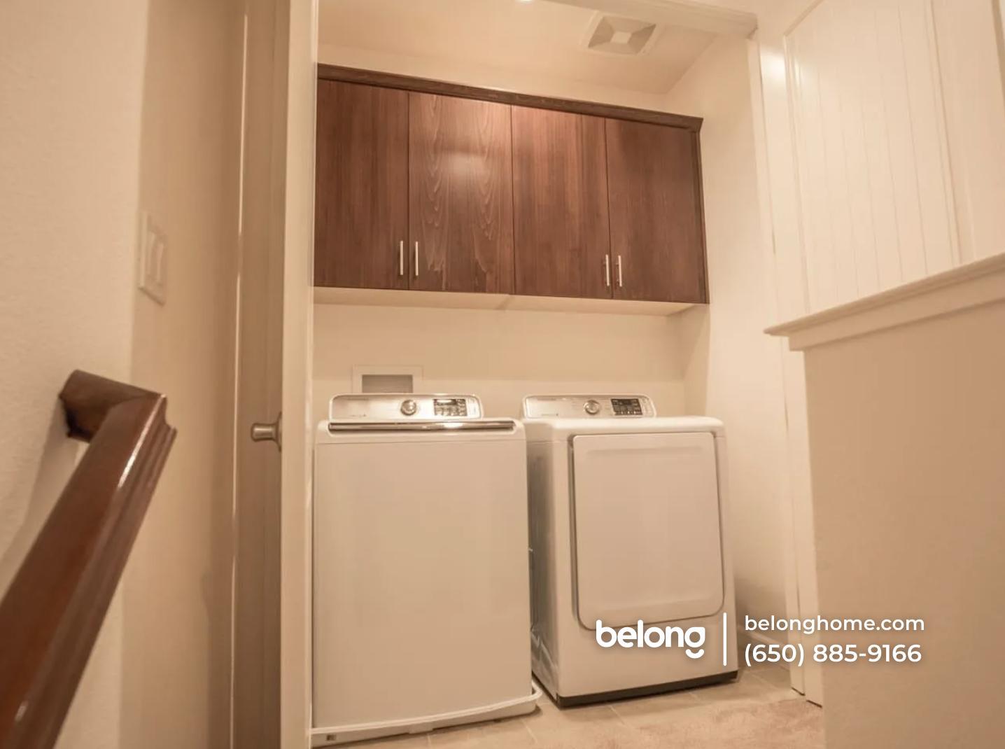 Building Photo - 39872 Sawyer Terrace