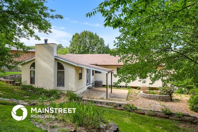 Building Photo - 1862 Cottonwood Dr