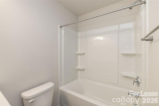 Building Photo - 1419 Amhurst St