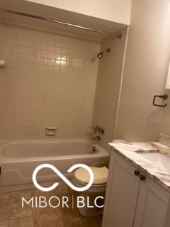 Building Photo - 5522 Greenview Dr