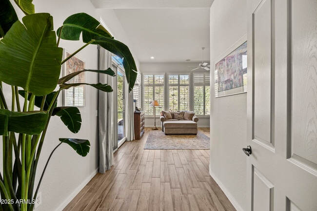 Building Photo - 13033 N 145th Way