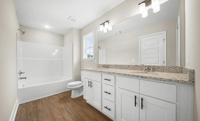 Building Photo - 106 Enclave Ct