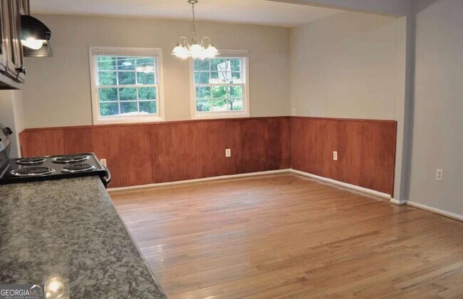Building Photo - 3047 Alston Dr