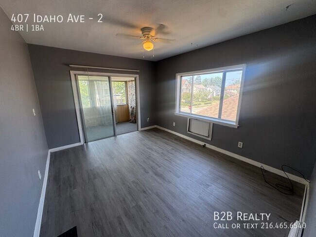 Building Photo - 407 Idaho Ave