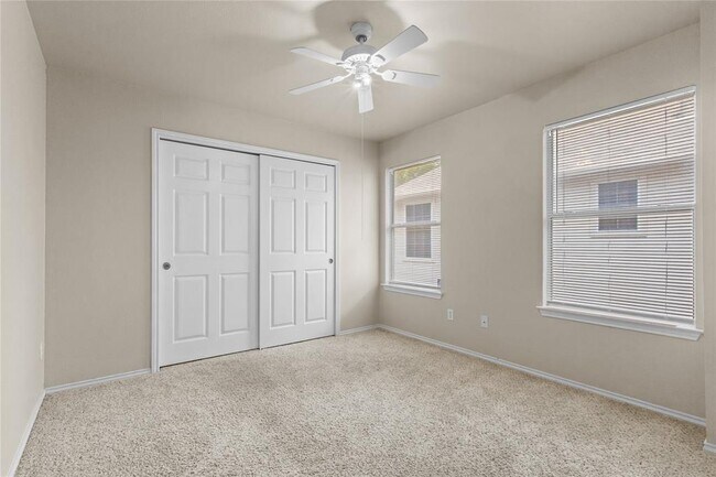Building Photo - 1616 Chasewood Dr