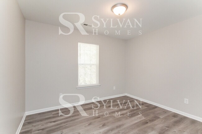 Building Photo - Coming HOME never felt so good!