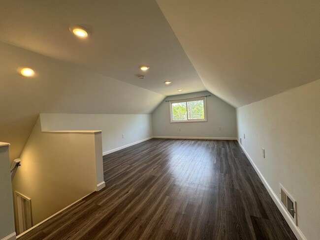 Building Photo - 9405 Rhode Island Ave