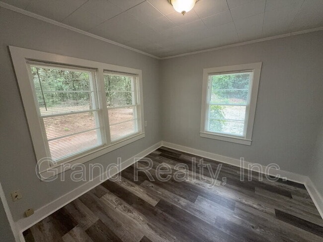 Building Photo - 3693 Scoggins St