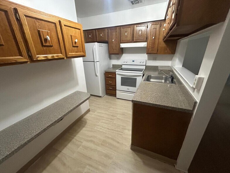 Building Photo - 43 Richard Ct