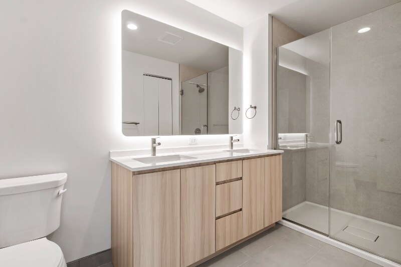 Building Photo - 509 S Damen Ave