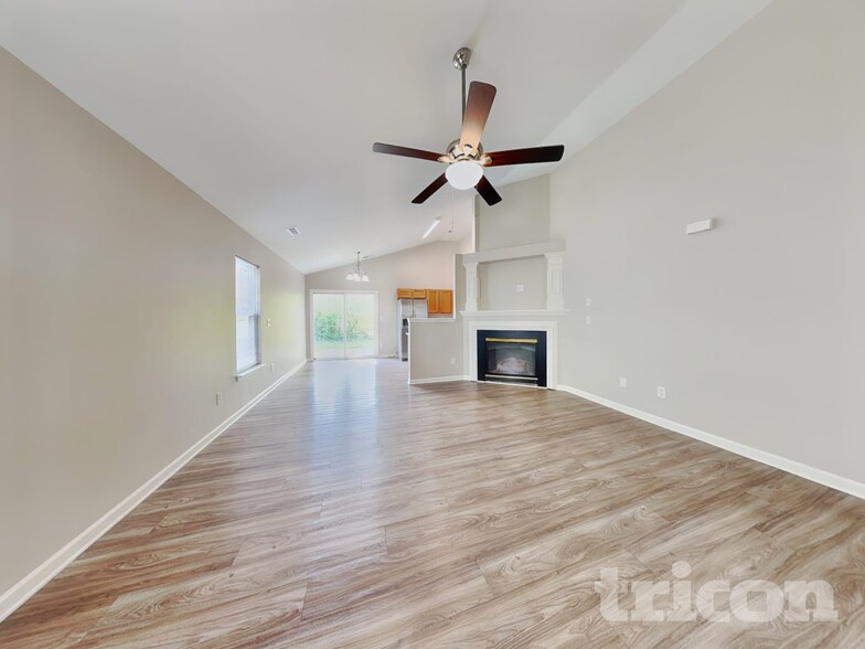 Building Photo - 8422 Wallace Glen Dr