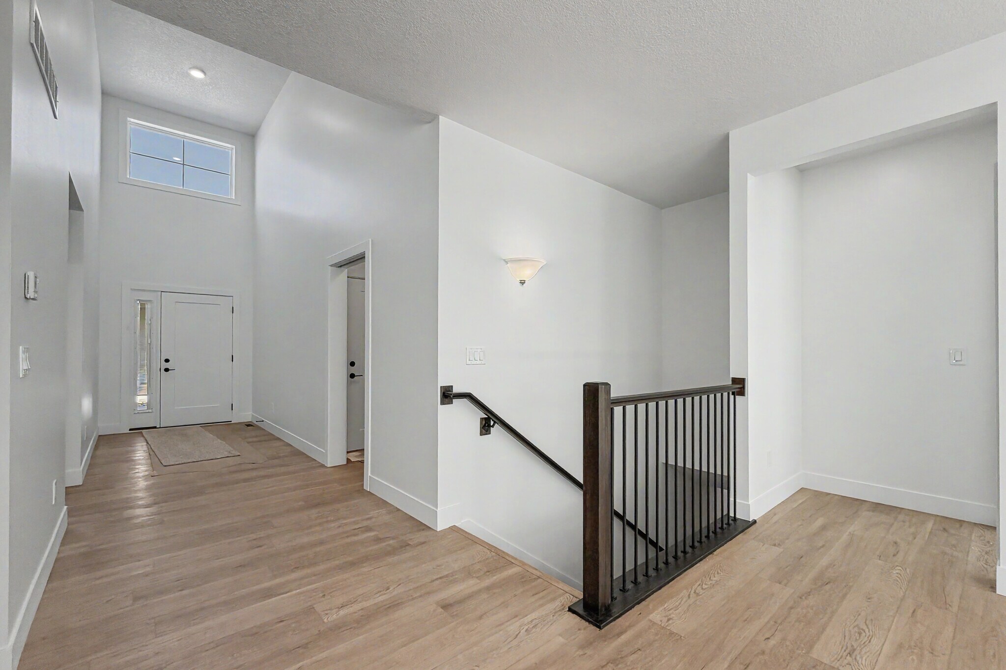 Building Photo - 1326 Heights Ct