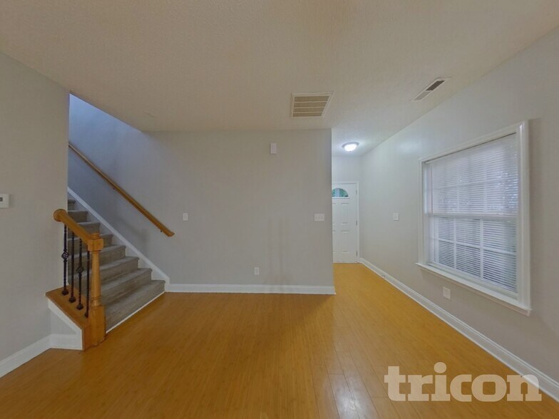 Building Photo - 13706 Traherne Ct