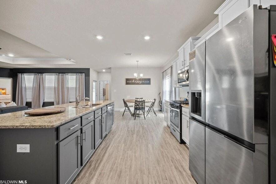 Building Photo - 24712 Smarty Jones Cir