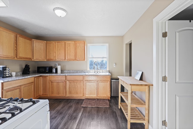 Building Photo - 124 Griggs St SW