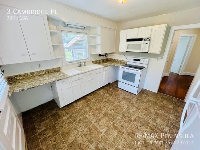 Building Photo - 3 Cambridge Pl