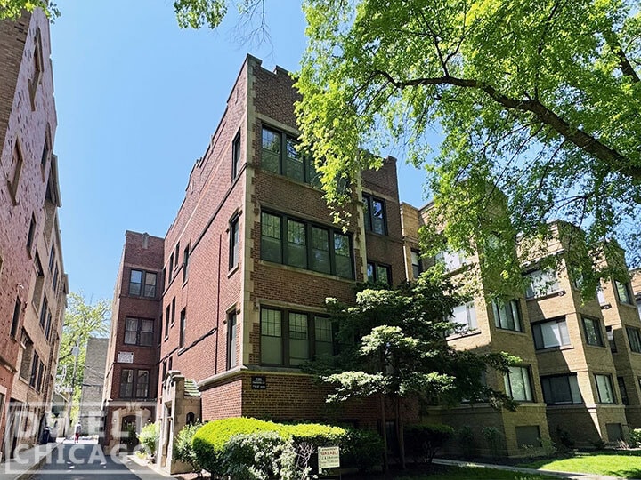 Building Photo - 1032 Maple Ave