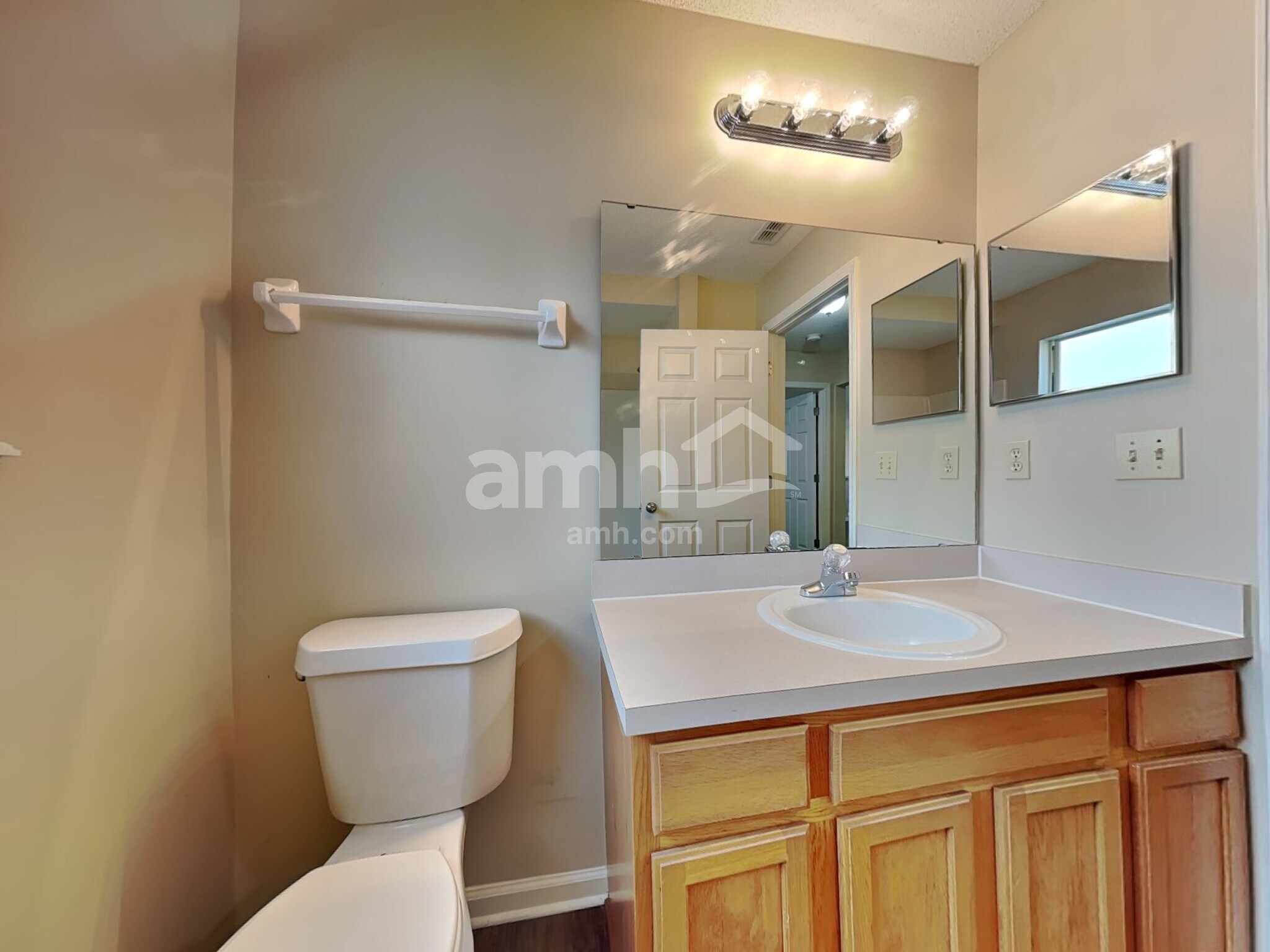 Building Photo - 96015 Sunfish Ln