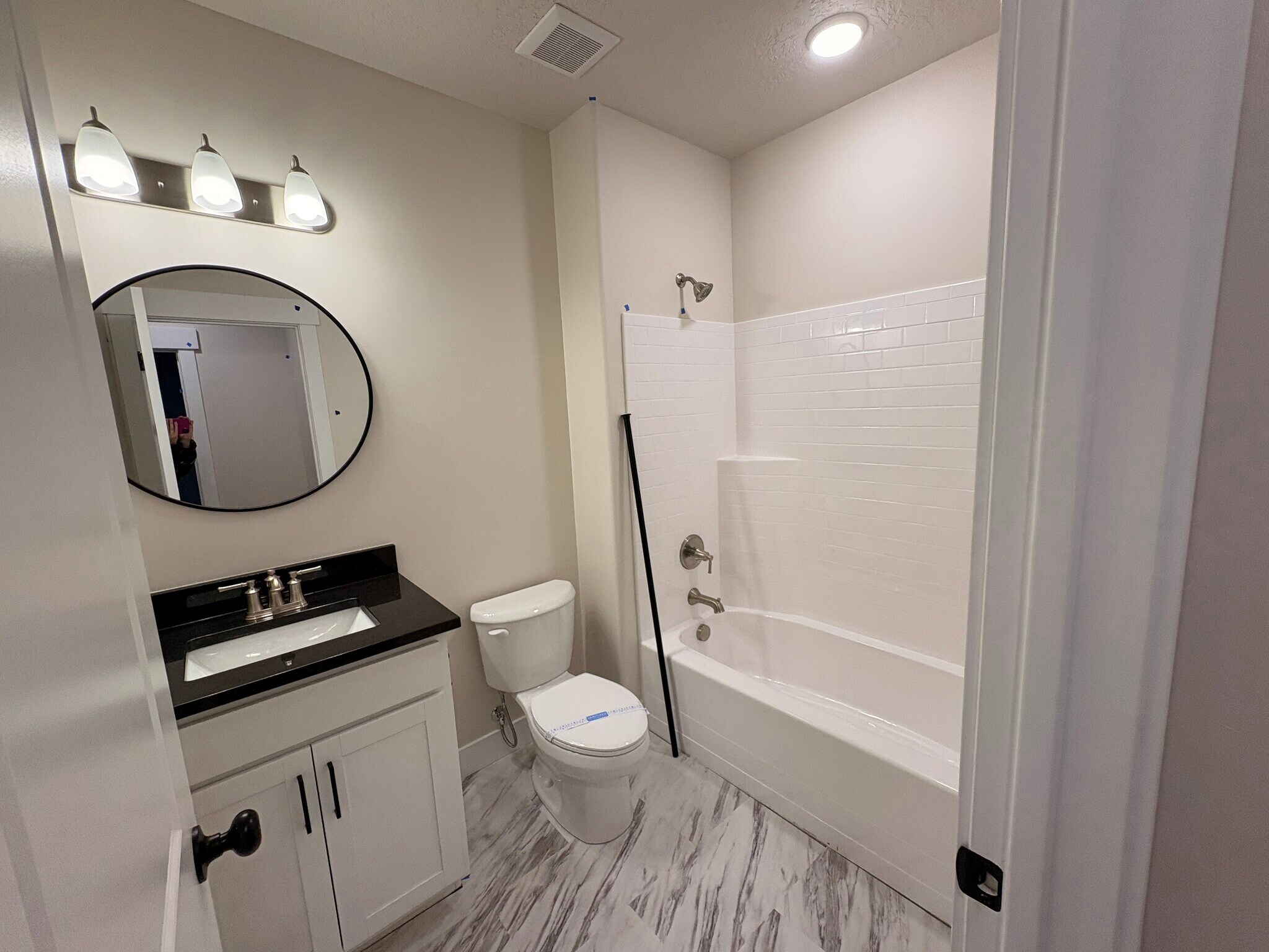 Building Photo - 5472 N Orville St