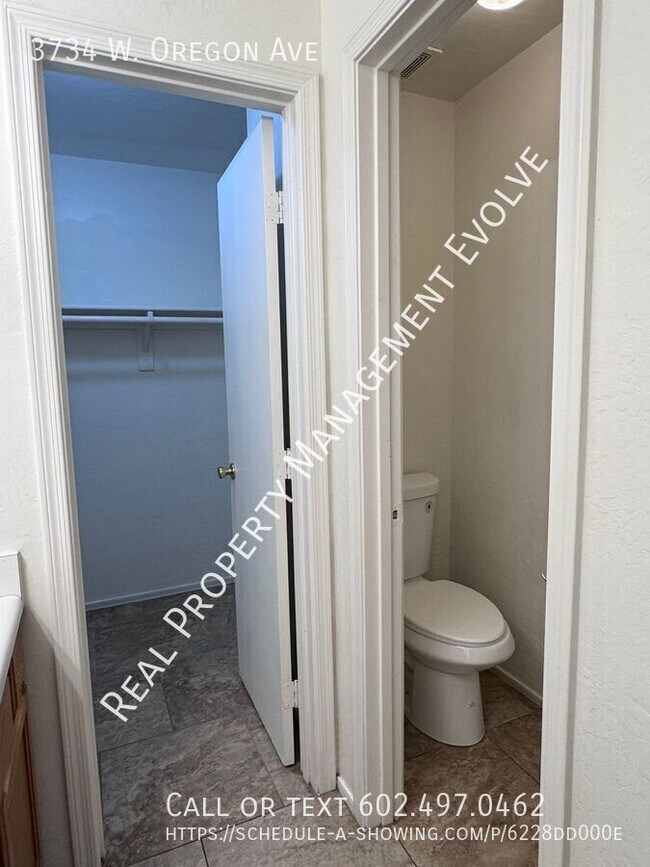 Building Photo - 3734 W Oregon Ave