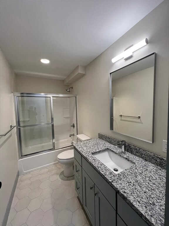 Building Photo - 160 Seabury St