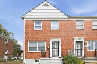 Building Photo - Spacious 4-Bedroom Baltimore Home