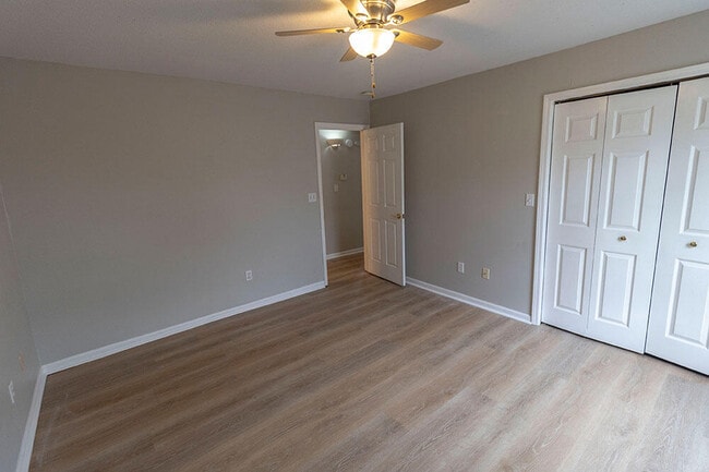 Building Photo - 5981 E Limoges Dr