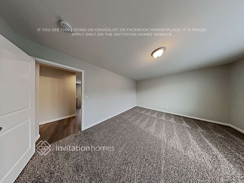 Building Photo - 9012 171st St NE