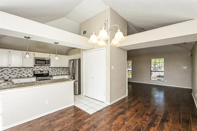 Building Photo - 3309 Country Creek Ln