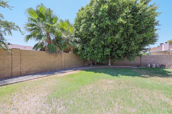 Building Photo - 6207 W Riviera Dr
