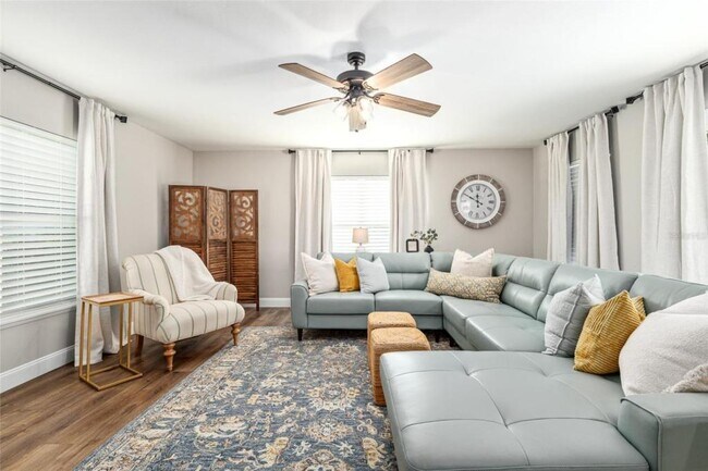 Building Photo - 4530 SE 14th St