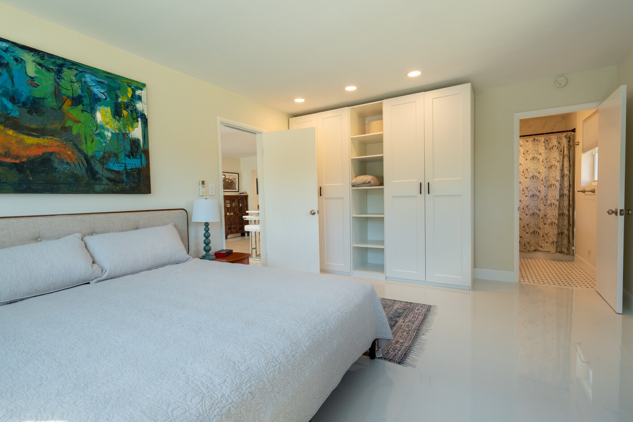 Building Photo - 2121 Parker Ave