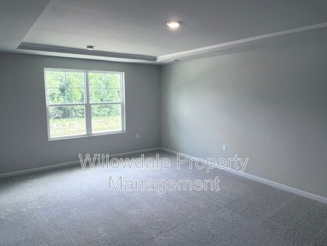 Building Photo - 2031 Caen St
