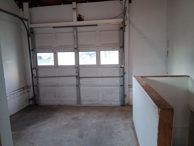Building Photo - 51 Cedarcrest Ave