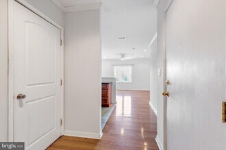 Building Photo - 2024 Ridge Ave
