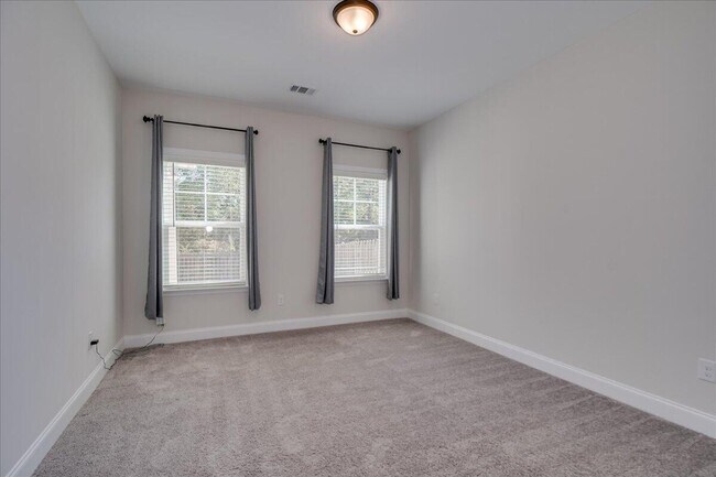 Building Photo - 5123 Huntley Trl