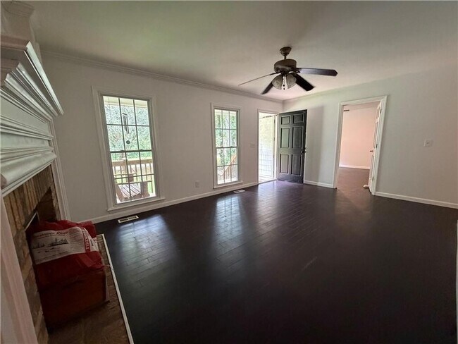 Building Photo - 3019 Chelsea Ln