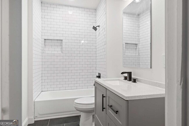 Building Photo - 360 Ponce De Leon Ave NE