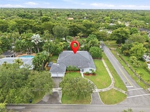 Building Photo - 15845 SW 87th Ave