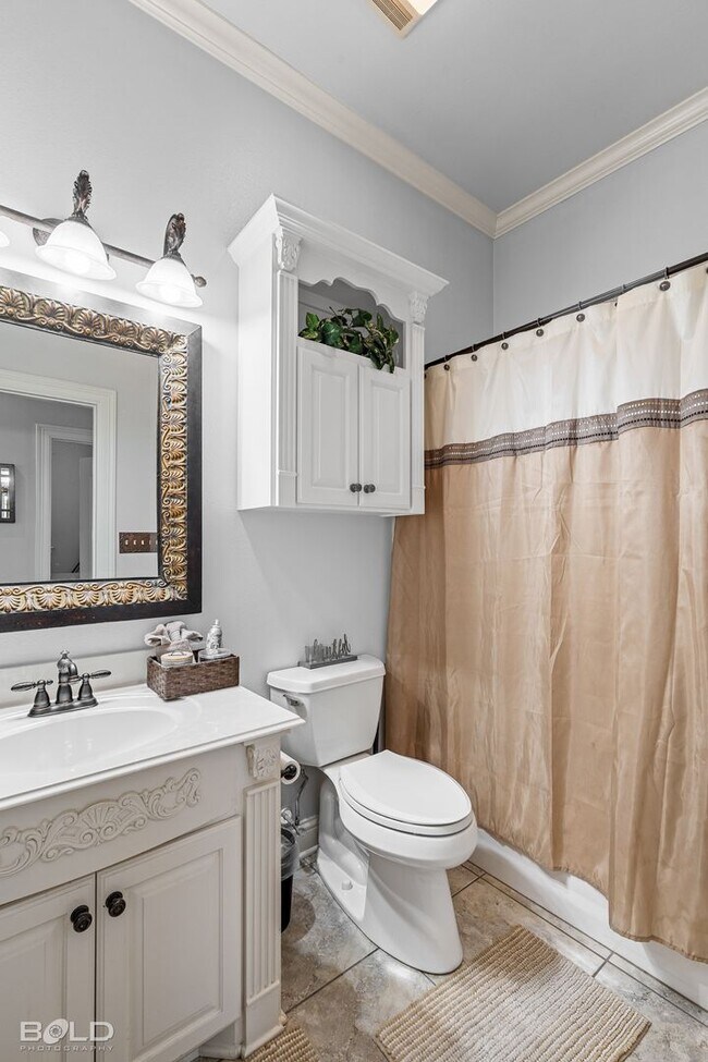 Building Photo - 135 Eagle Bend Way