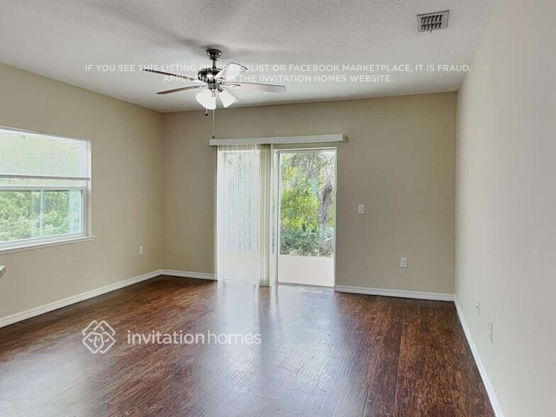 Building Photo - 2443 Longworthy Rd