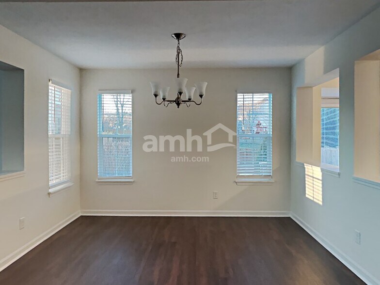 Building Photo - 8983 Marisa Dr