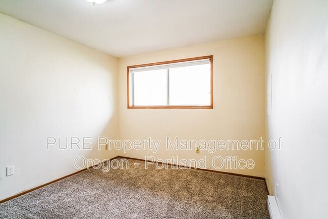 Building Photo - 3510 SE Sherry Ln