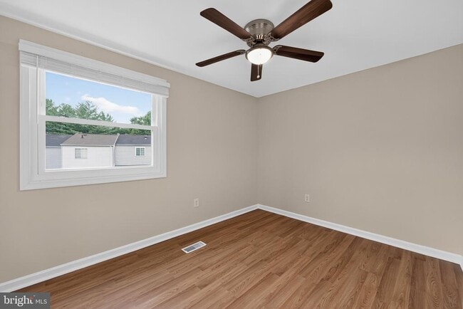 Building Photo - 8700 Calvert Cliff Ct