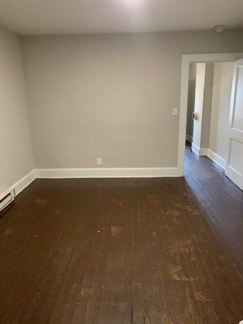 Building Photo - 209 Nash St