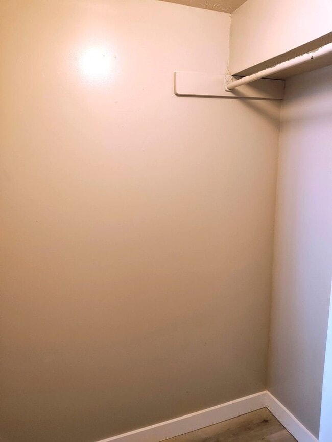 Building Photo - 133 Cottage Ave