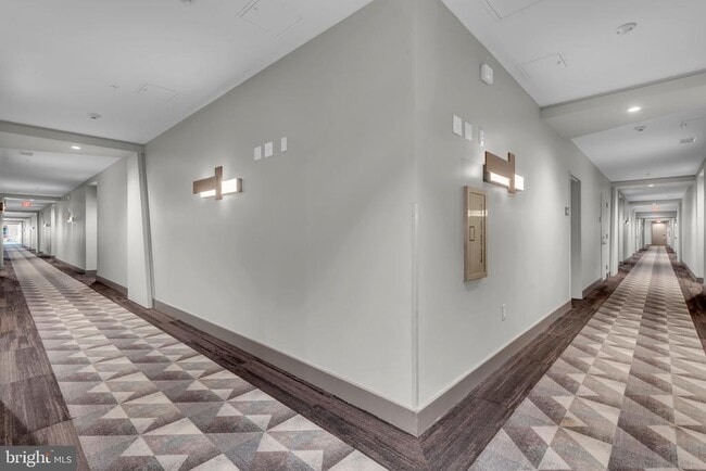 Building Photo - 145 Riverhaven Dr